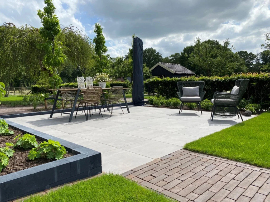 Summer Ready Tuin: Strak, Sfeervol en Klaar voor de Zomer